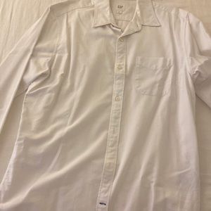 Gap white button down
